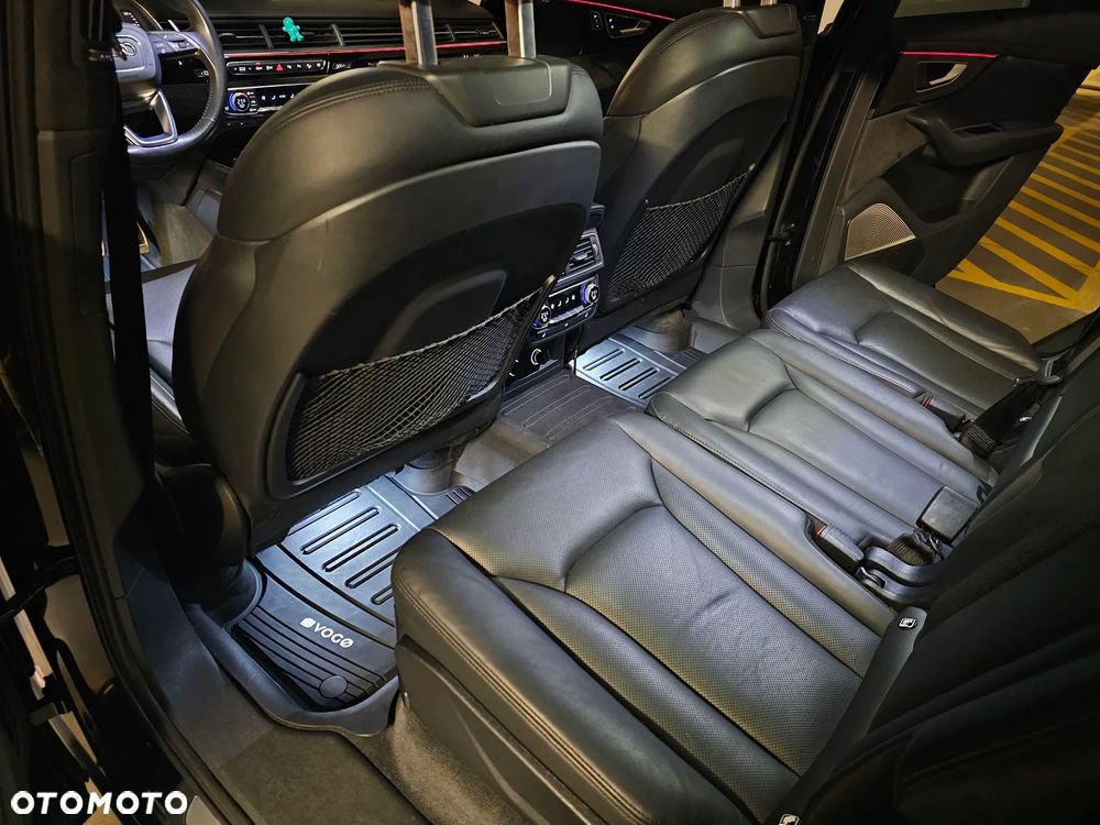 Audi SQ7 4.0 TDI Quattro Tiptronic - 23