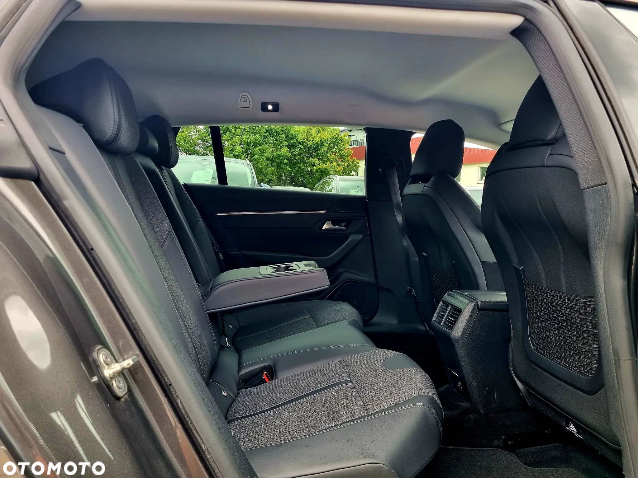 Peugeot 508 1.5 BlueHDi Allure S&S EAT8 - 13