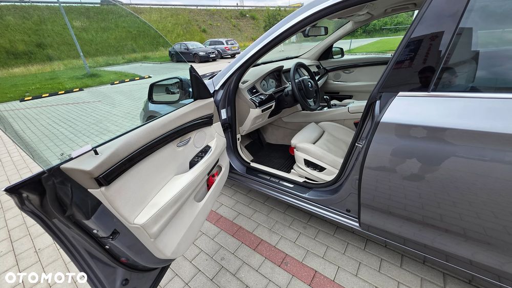 BMW 5GT 535d - 25