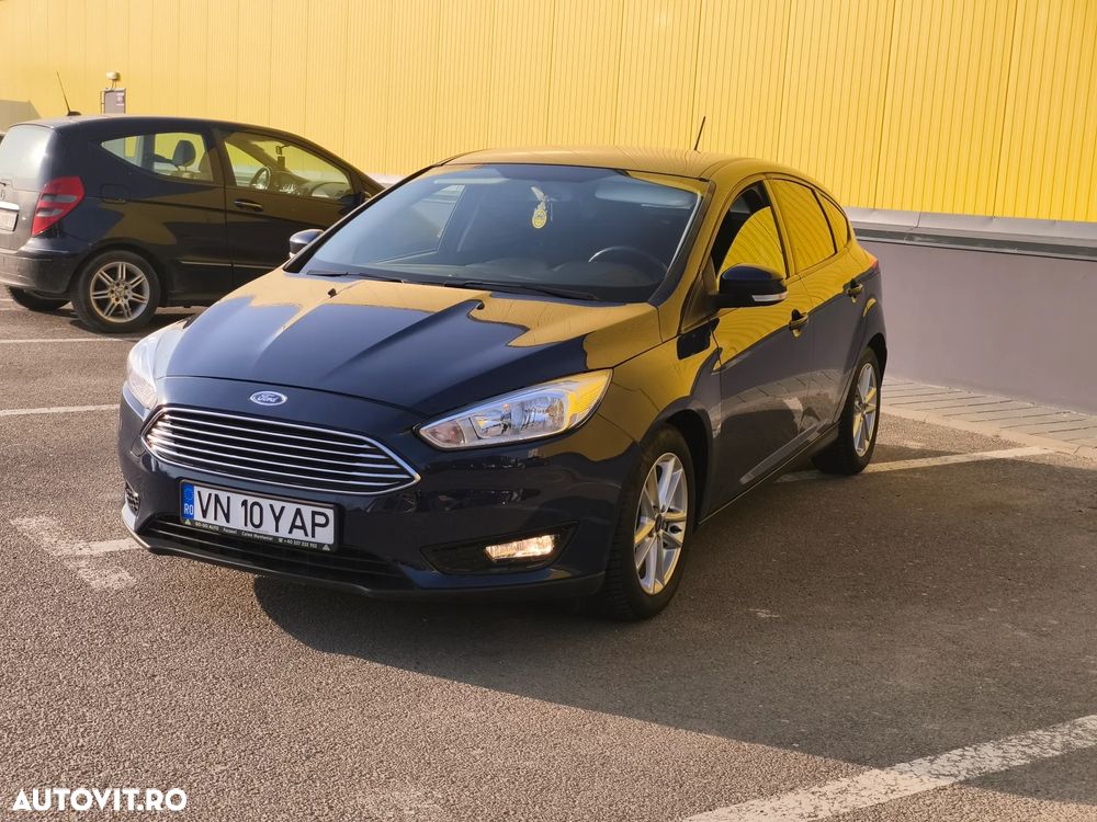 Ford Focus 1.0 EcoBoost Start-Stopp-System TITANIUM DESIGN - 2