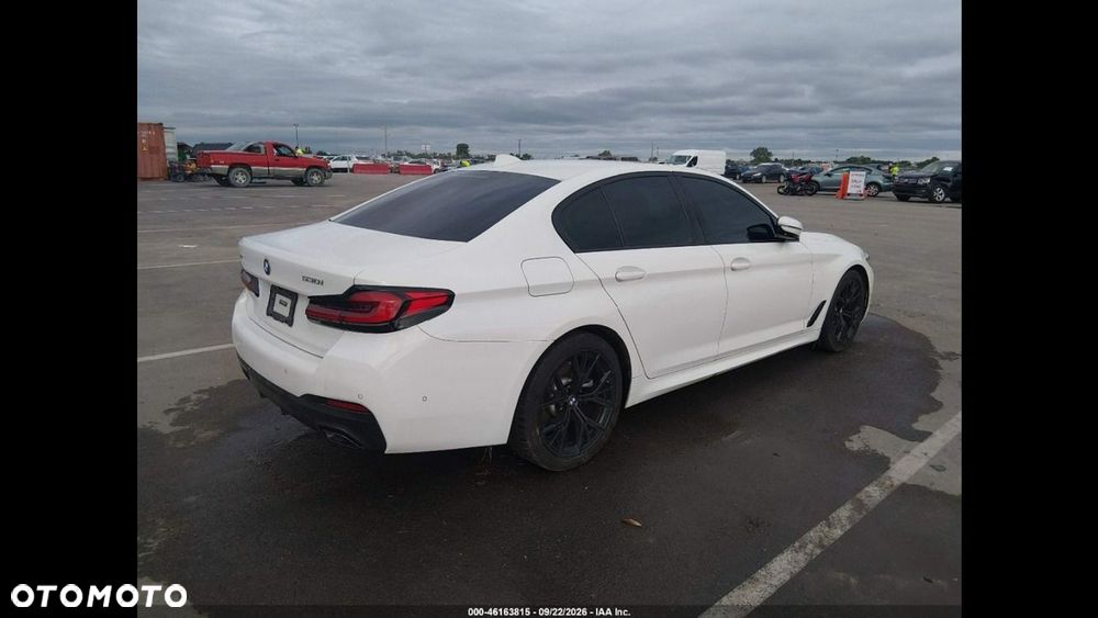 BMW Seria 5 2021 photo 4