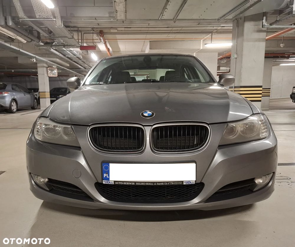 BMW Seria 3 318d DPF - 3