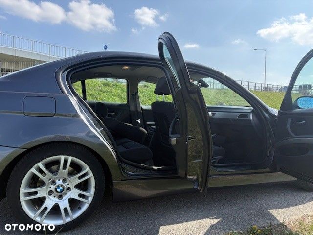 BMW Seria 3 - 12