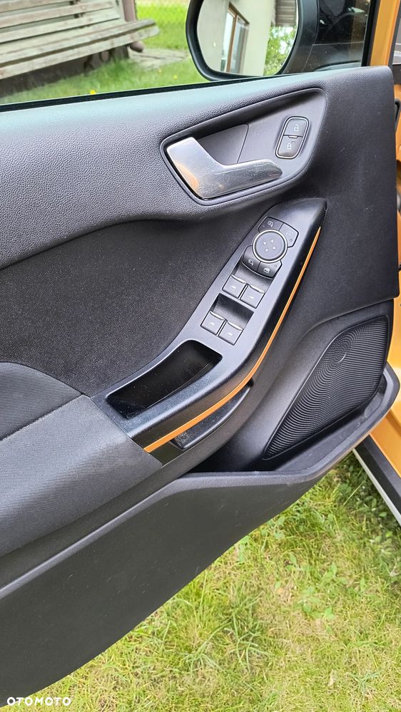 Ford Fiesta 1.0 EcoBoost S&S ACTIVE COLOURLINE - 34