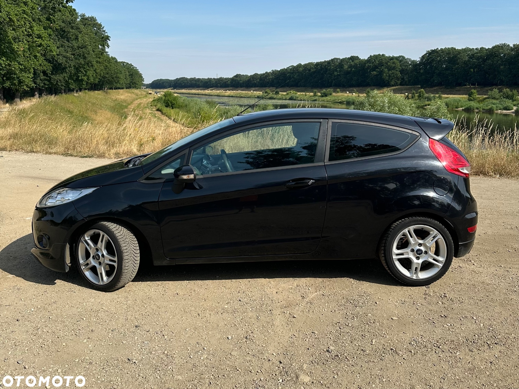 Ford Fiesta 1.4 Sport - 2