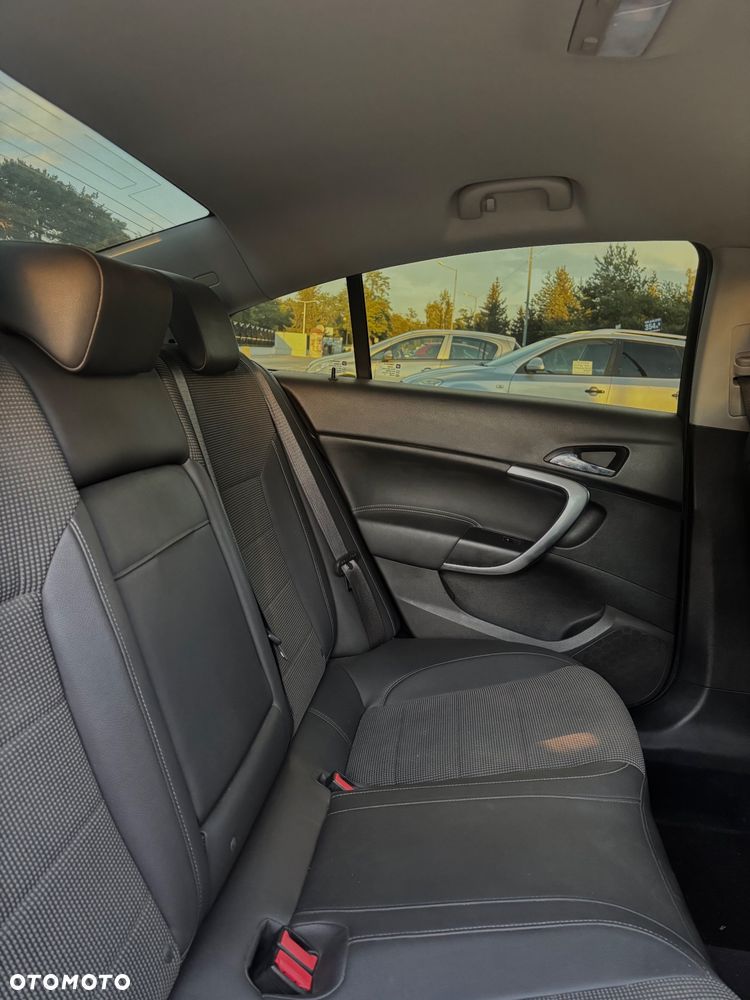 Opel Insignia 2.0 CDTI - 17