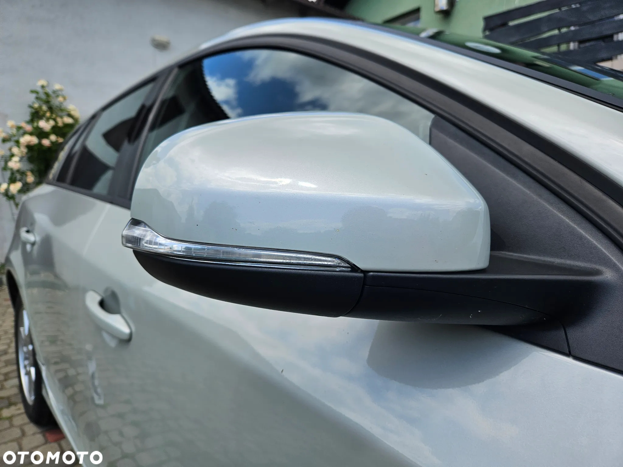 Volvo V60 D2 Momentum - 20