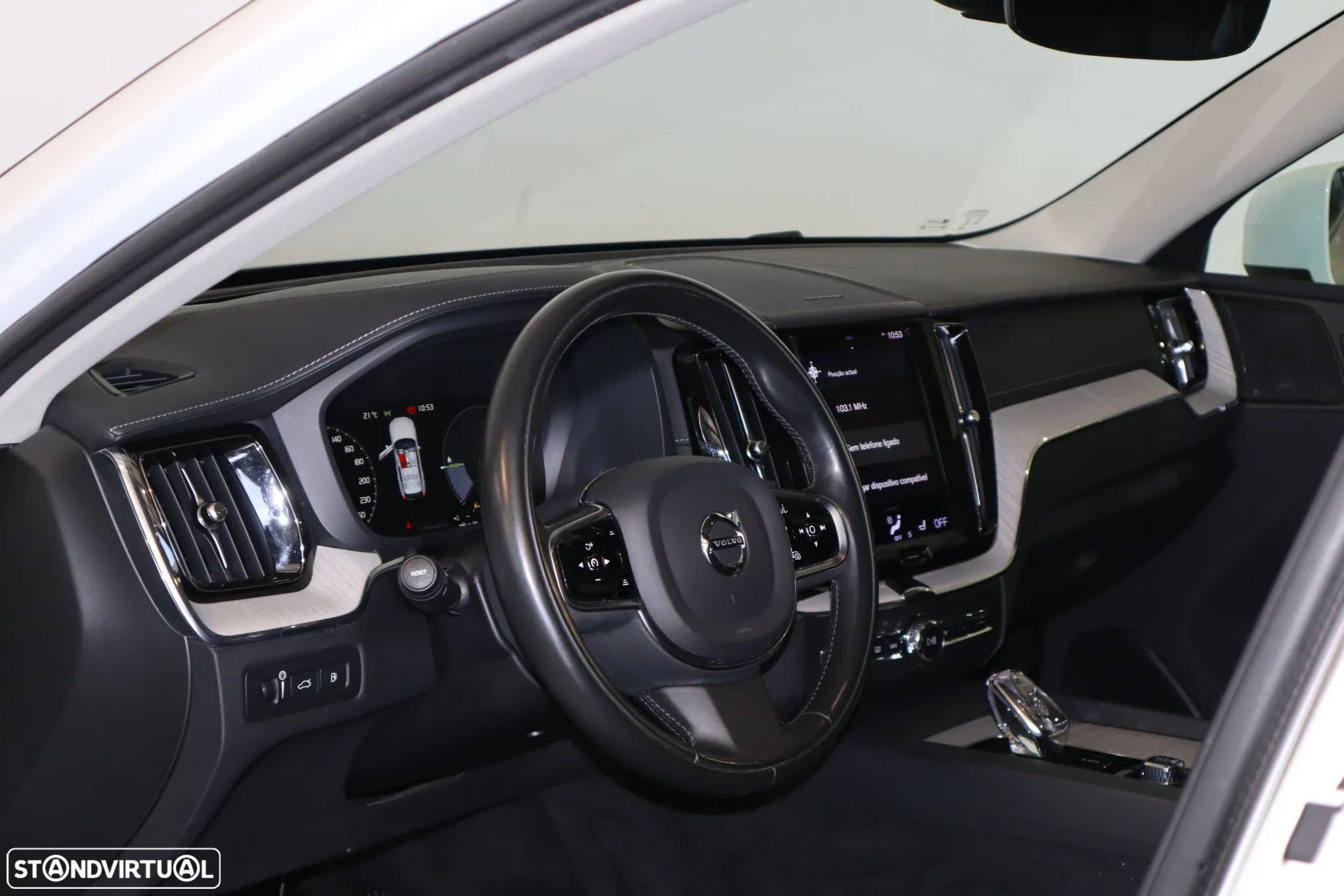 Volvo XC 60 2.0 T6 PHEV Inscription AWD - 18