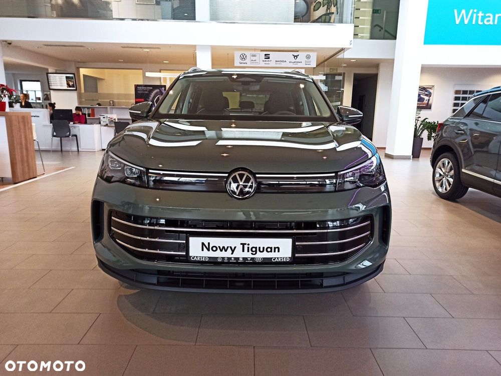 Volkswagen Tiguan - 9