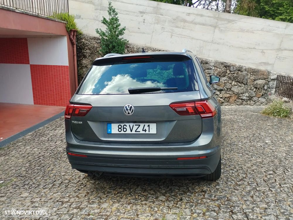 VW Tiguan 2.0 TDI Confortline - 21