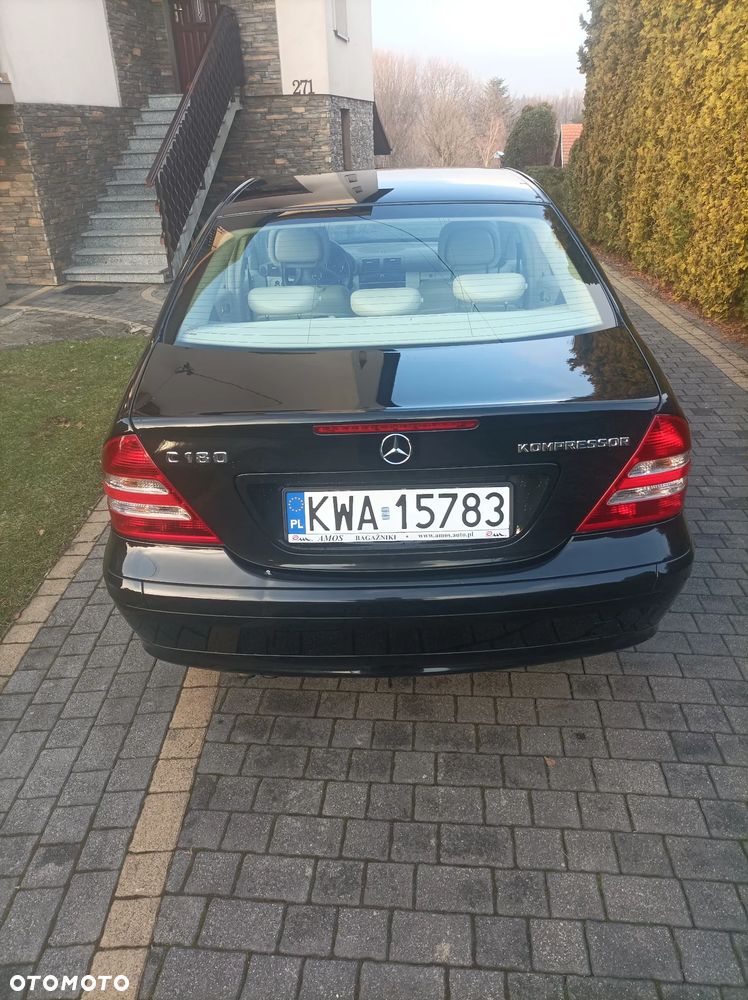Mercedes-Benz Klasa C 180 Kompressor Classic - 8