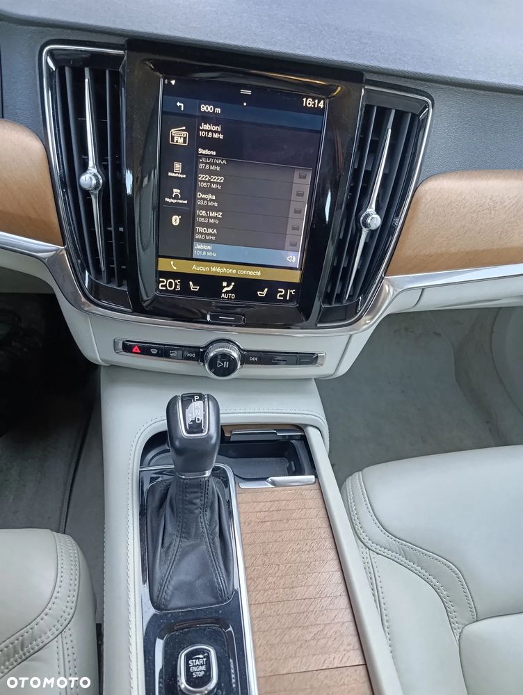 Volvo V90 - 19