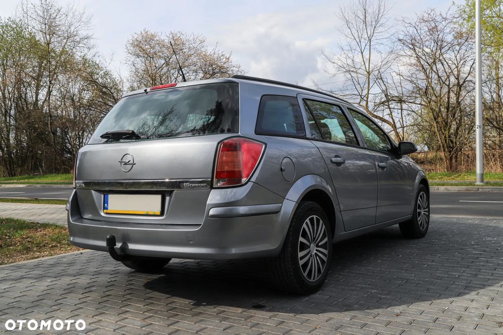 Opel Astra 1.6 Enjoy - 19