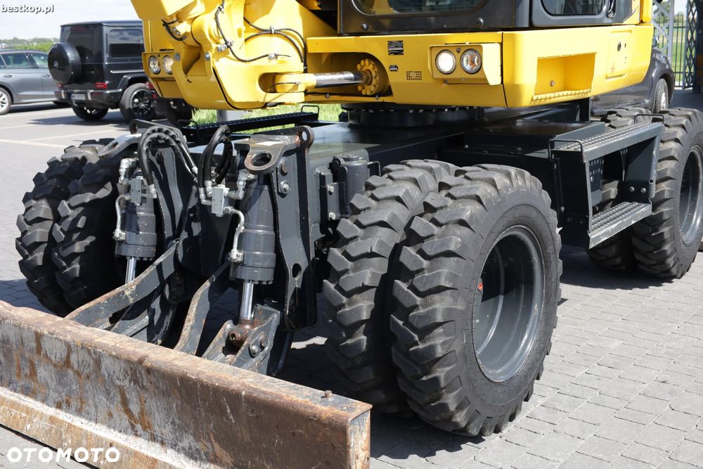 Komatsu PW118MR-11 - 22