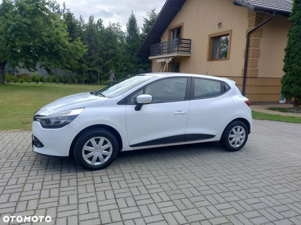 Renault Clio 1.2 16V 75 Life - 3