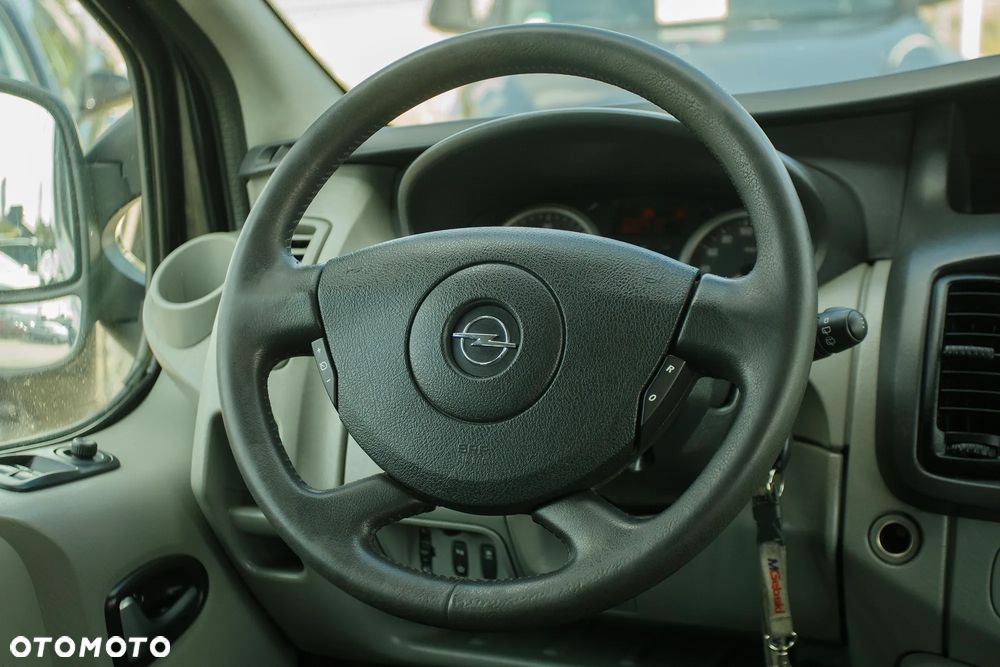 Opel Vivaro L2H1 2.9t - 27