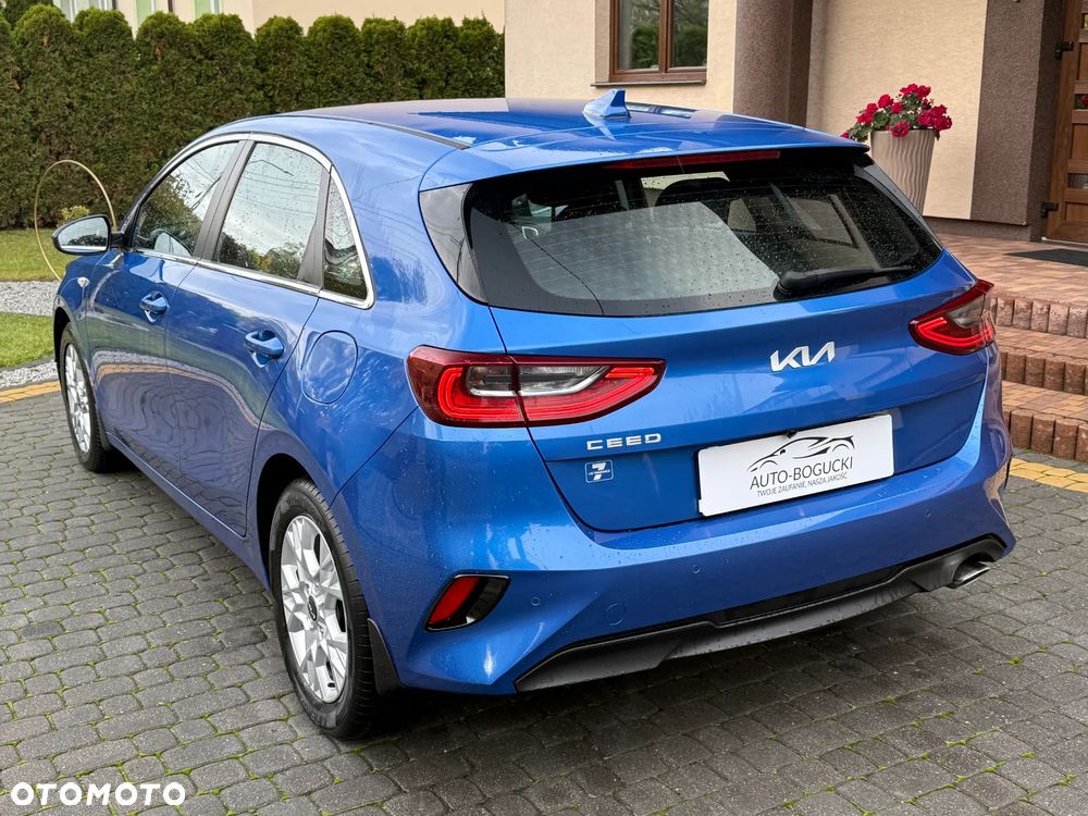 Kia Ceed 1.5 T-GDI M - 13