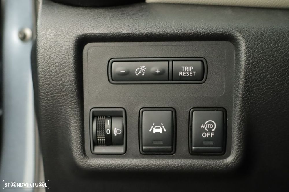 Nissan Micra 1.0 IG-T Tekna - 19