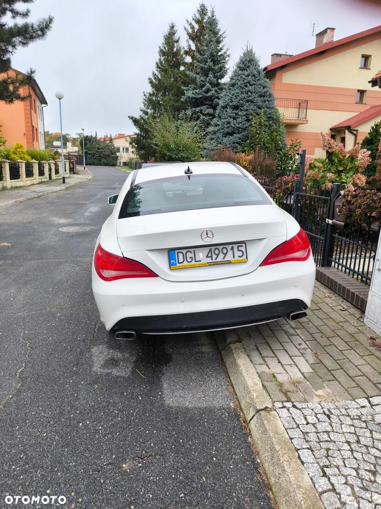 Mercedes-Benz CLA 250 4-Matic - 12