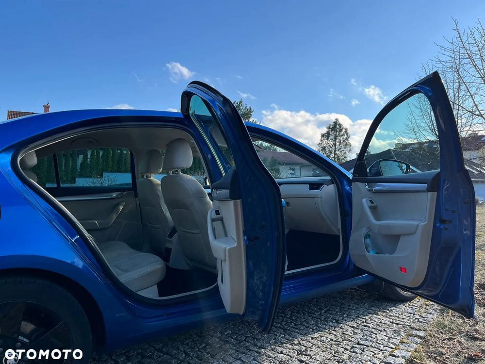 Skoda Octavia 1.8 TSI Elegance DSG - 13