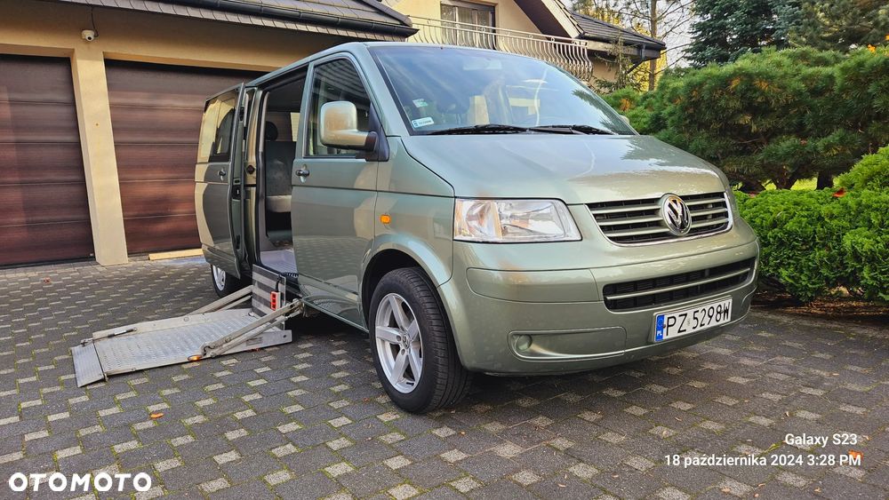 Volkswagen Caravelle - 2