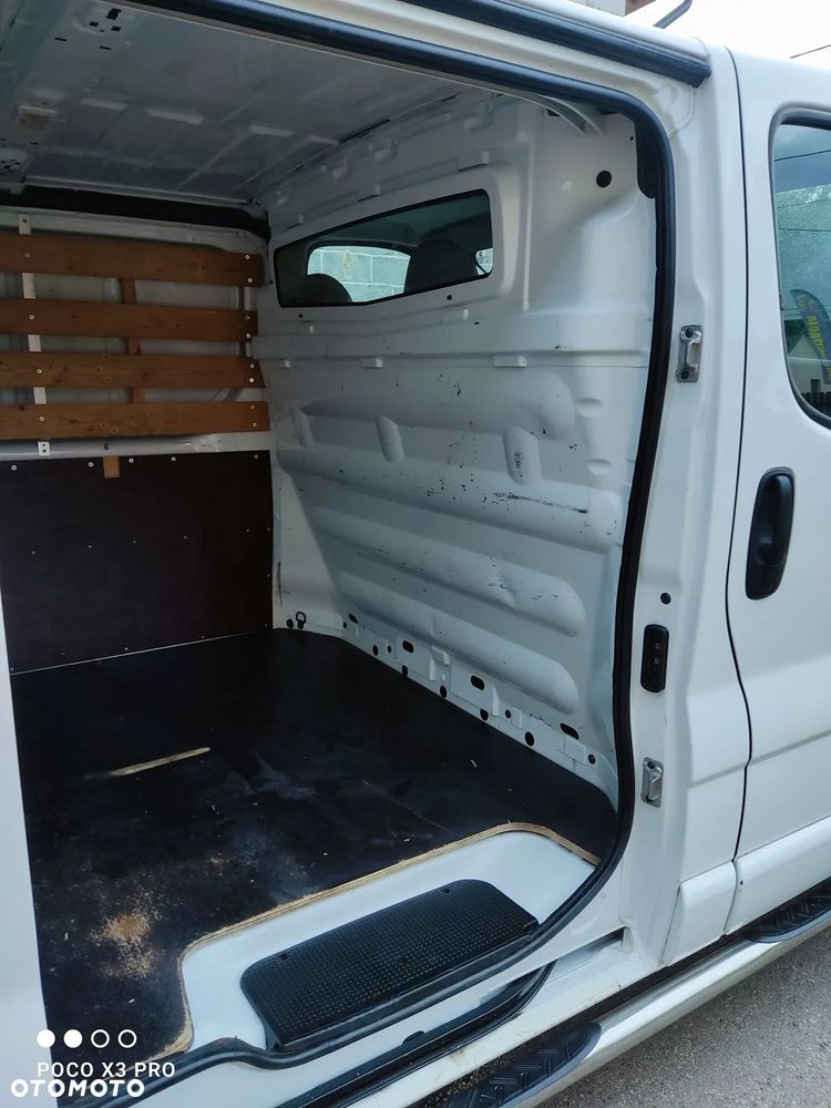 Opel Vivaro - 13