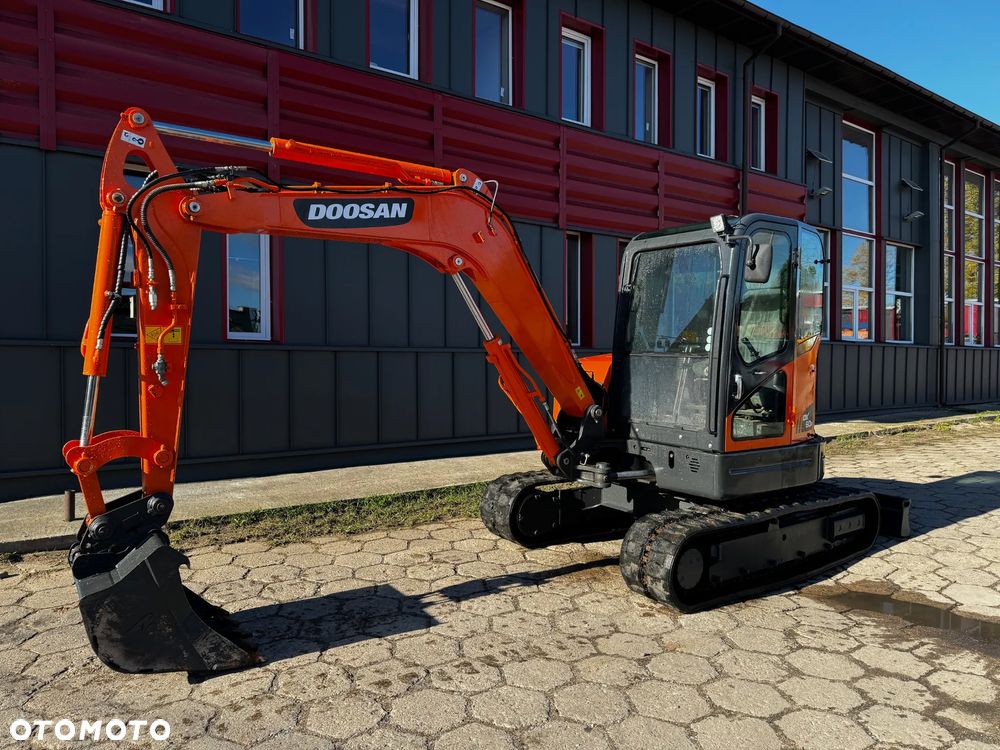 Doosan DX60R