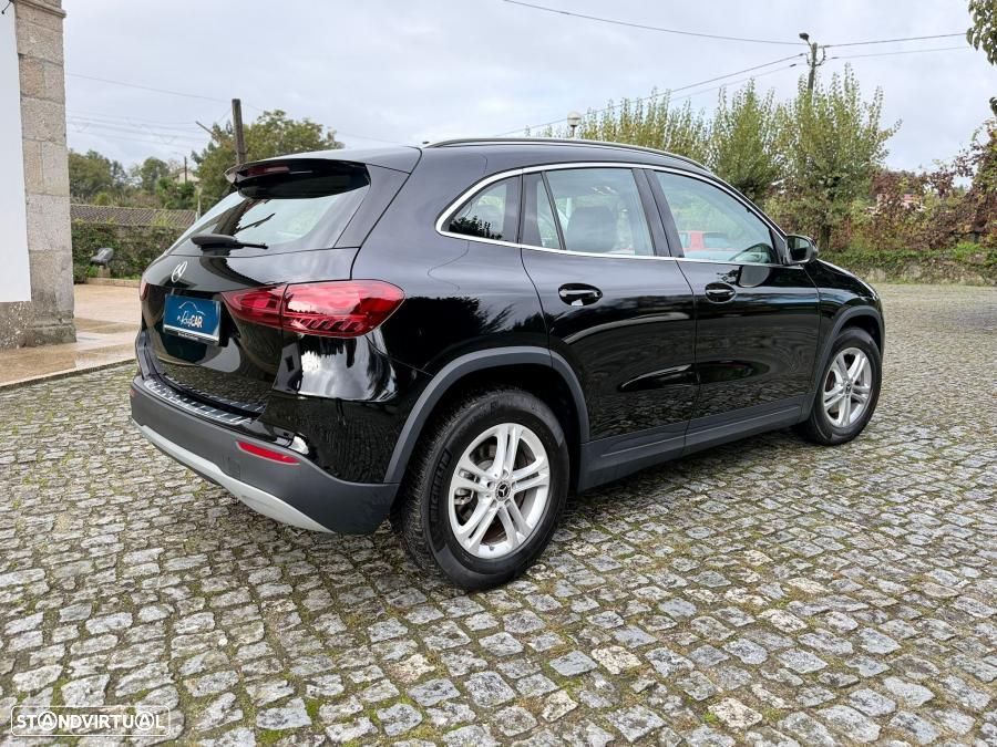 Mercedes-Benz GLA 180 - 6