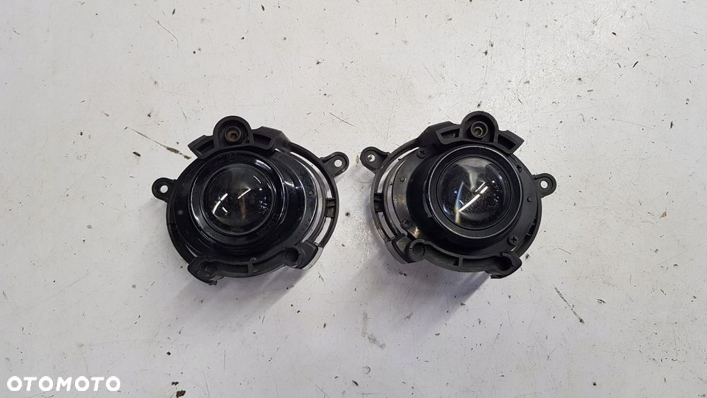 halogen prawy lewy Opel Mokka A - 1