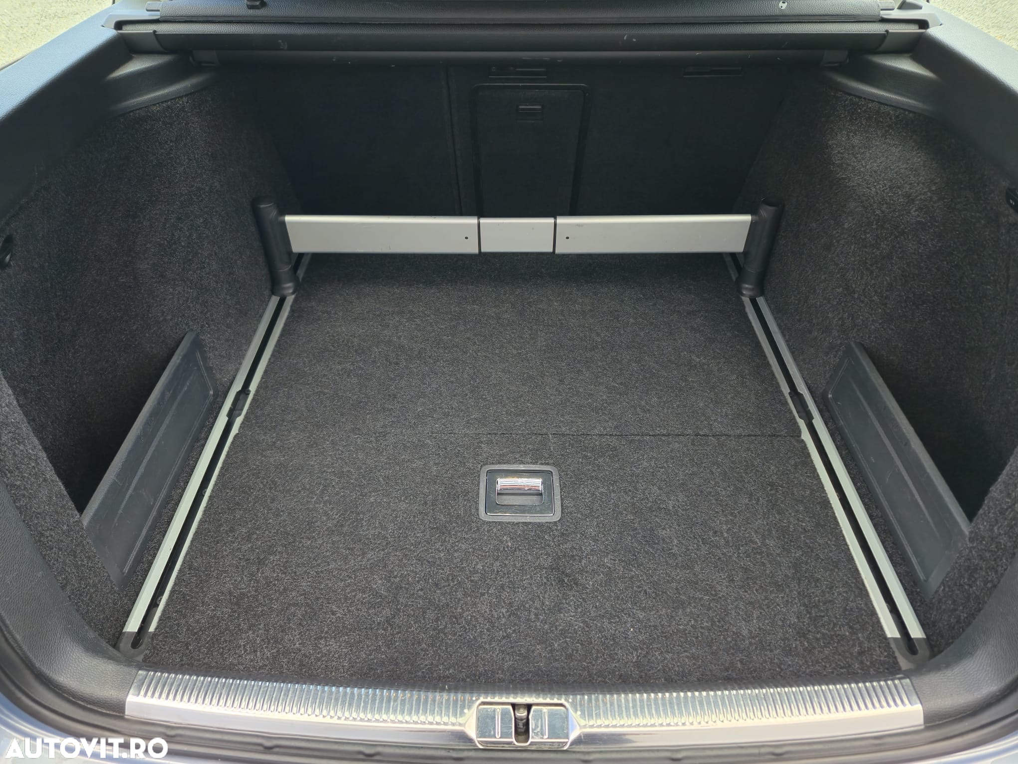 Volkswagen Passat Variant 2.0 TDI Blue TDI DSG Comfortline - 16