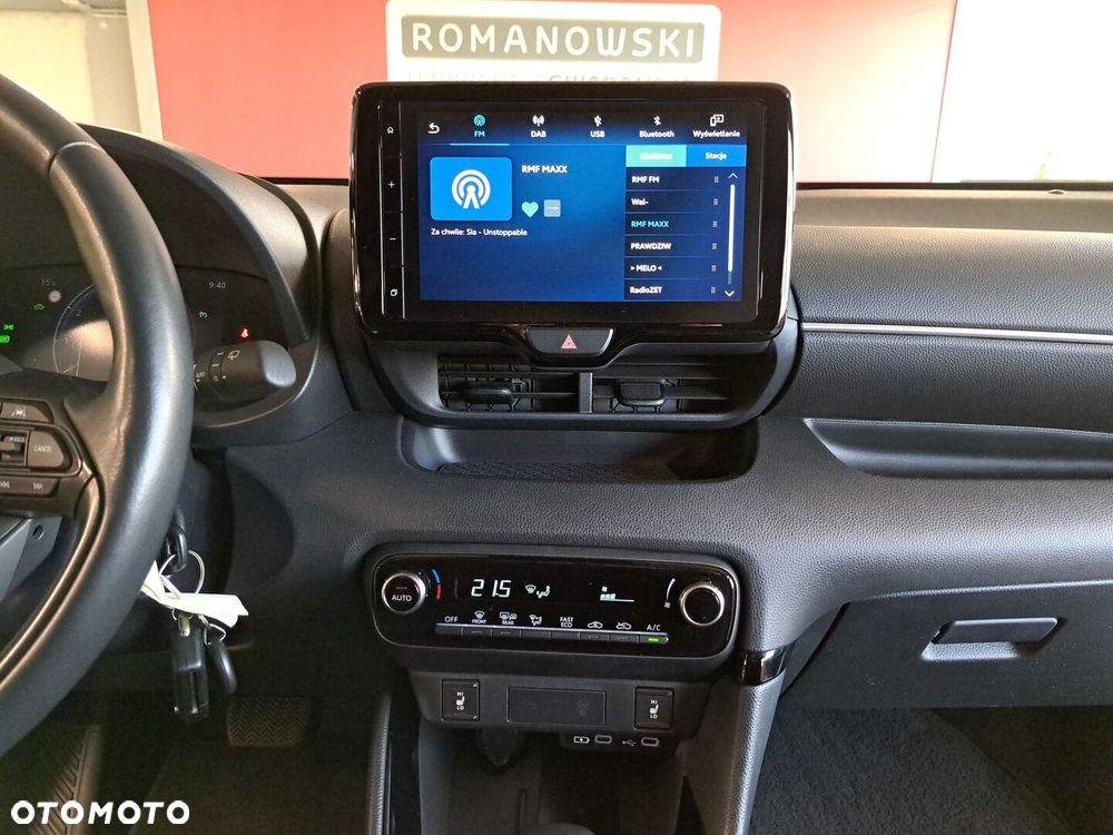 Toyota Yaris Hybrid 1.5 Style - 21