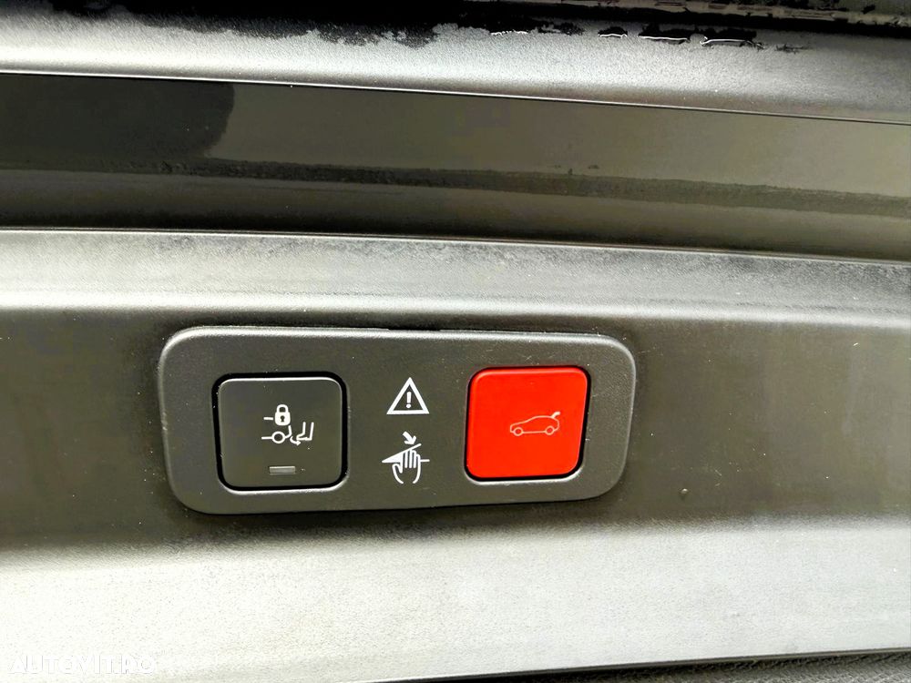 Peugeot 5008 2.0 BlueHDI s&s EAT8 GT - 37