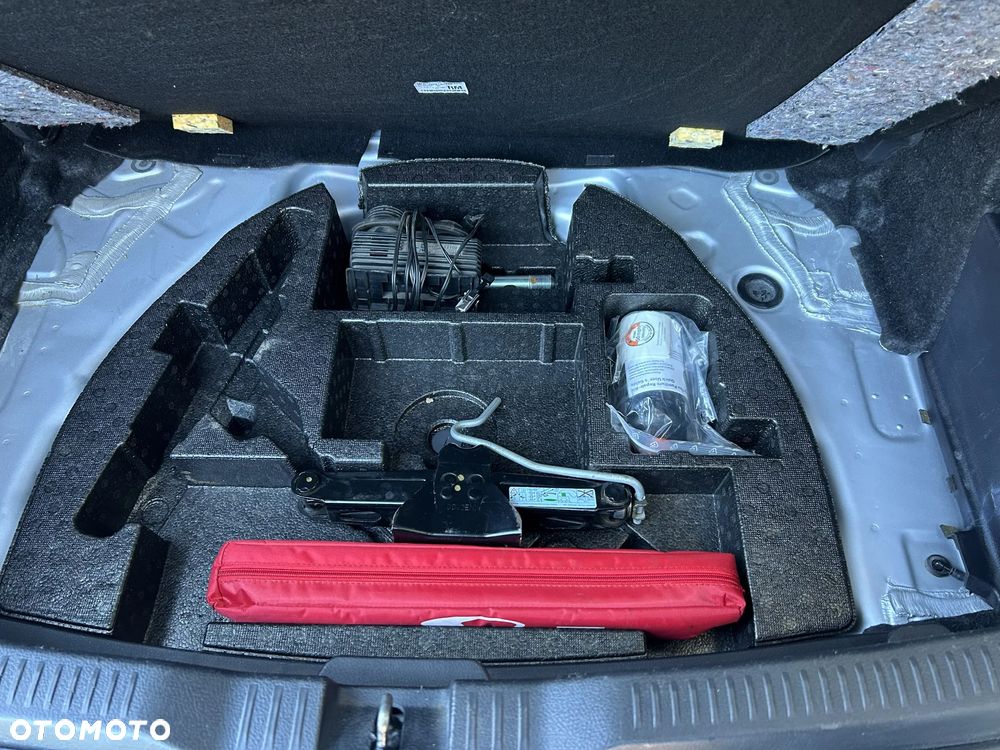 Toyota Auris - 12