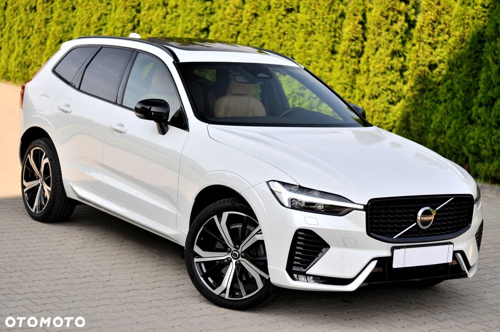 Volvo XC 60 B4 D Plus Dark - 11