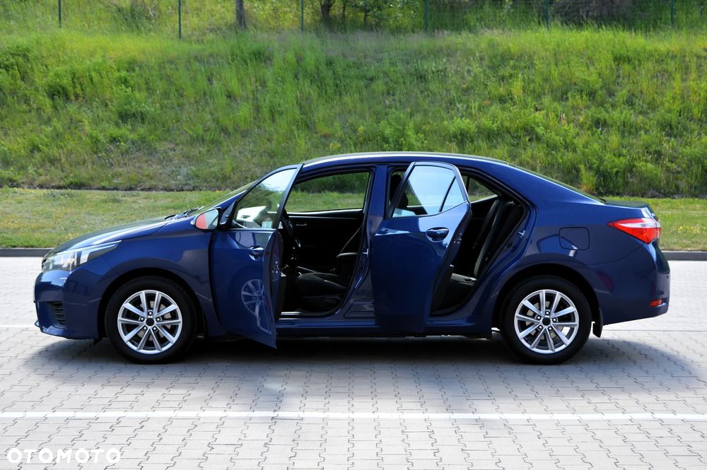 Toyota Corolla 1.6 Premium - 17