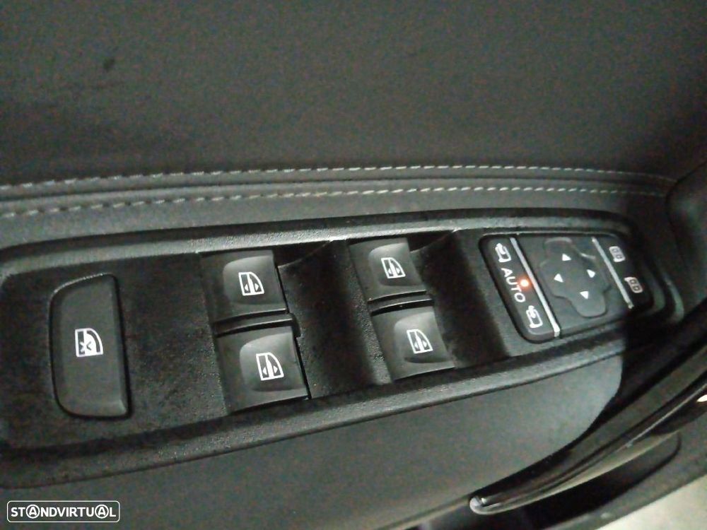 Mercedes-Benz T 180 - 13