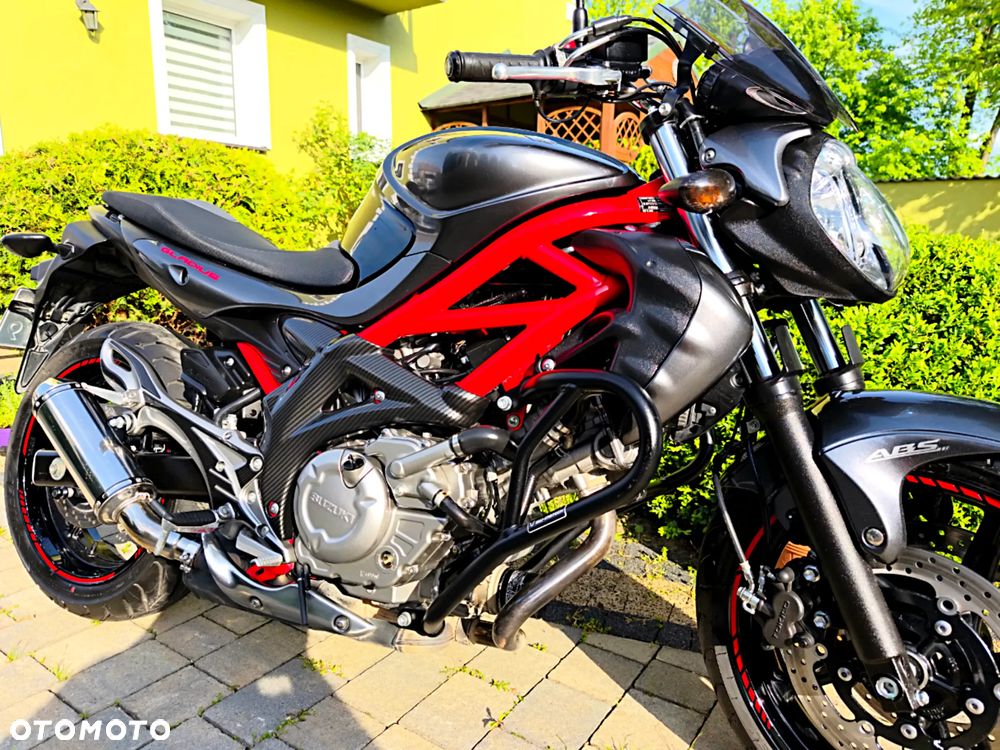 Suzuki Gladius - 21