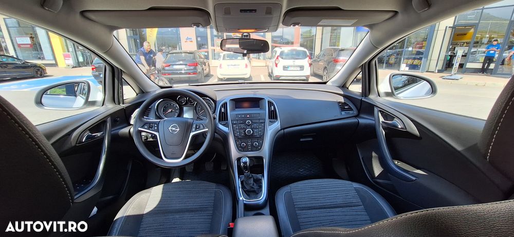 Opel Astra 1.4 Turbo ECOTEC Enjoy - 8
