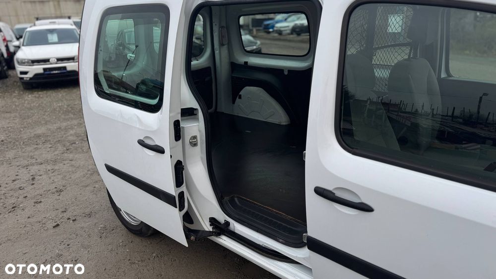 Renault Kangoo Maxi - 18