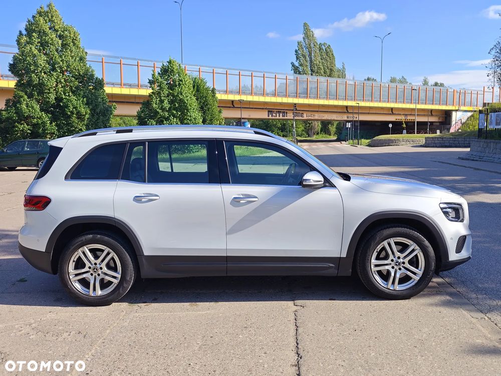 Mercedes-Benz GLB 200 7G-DCT - 2