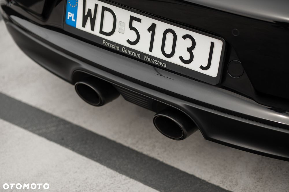 Porsche 911 Carrera GTS PDK - 10