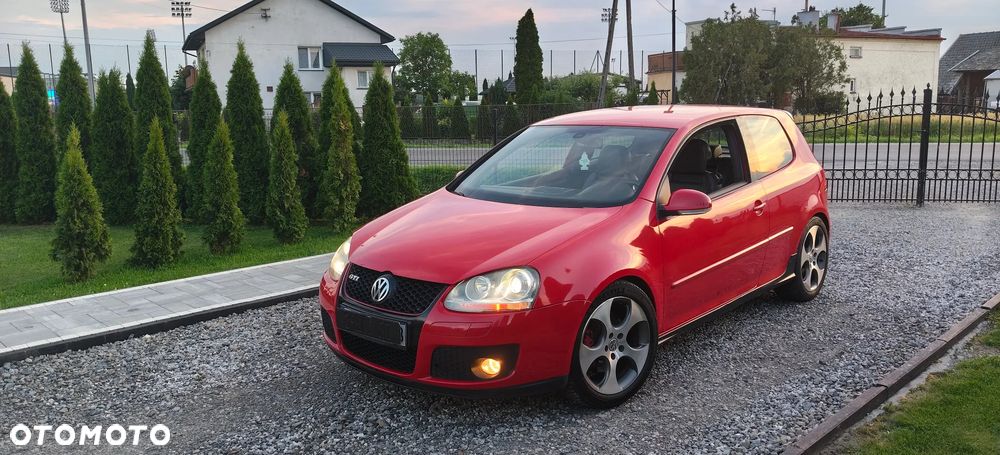 Volkswagen Golf - 4