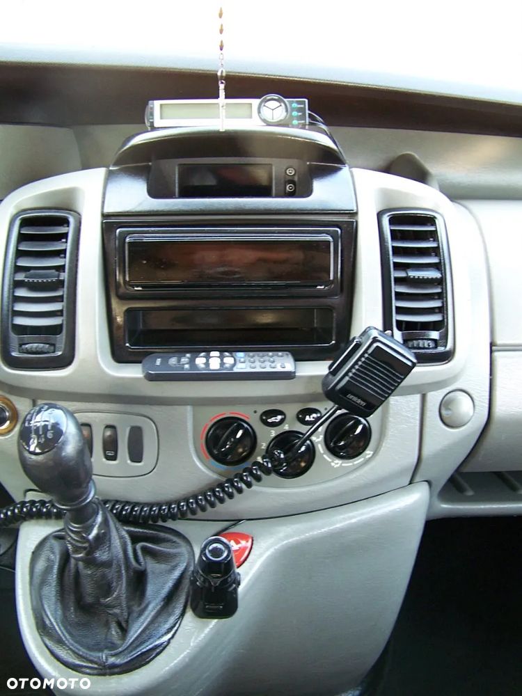 Opel VIVARO - 35