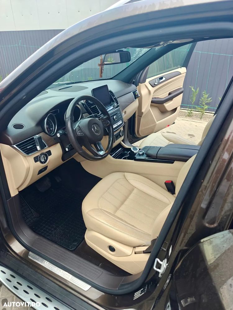 Mercedes-Benz GLE 350 d 4MATIC - 9