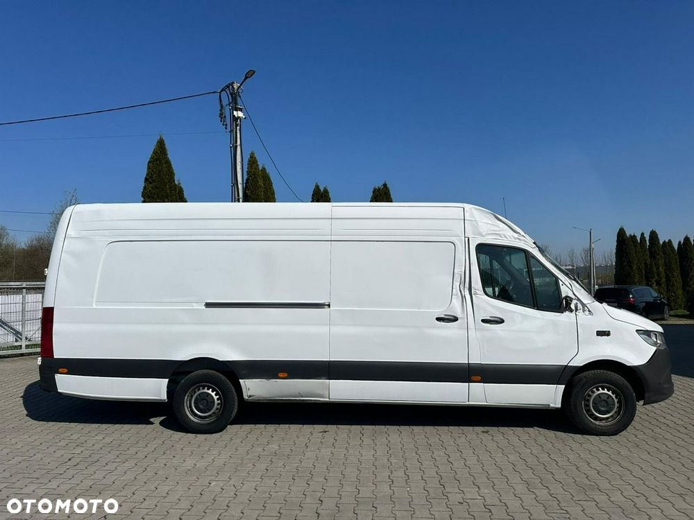 Mercedes-Benz Sprinter - 8