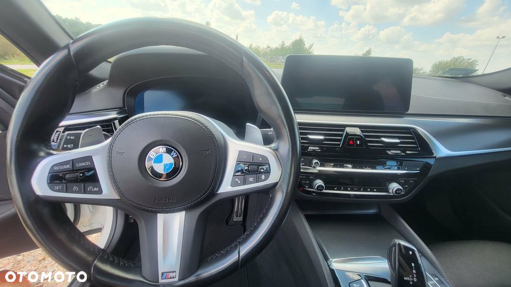 BMW Seria 5 520d mHEV M Sport sport - 23