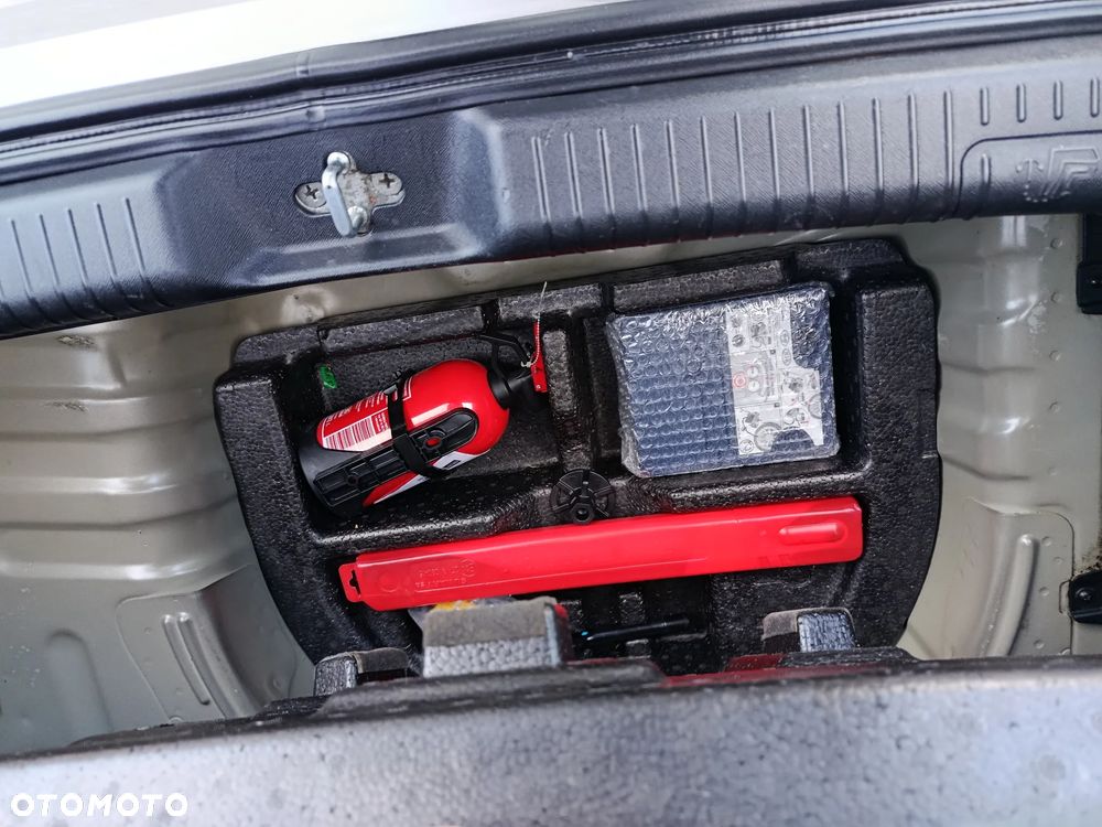 Kia Picanto - 10