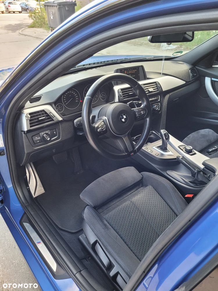 BMW Seria 3 320d M Sport sport - 12