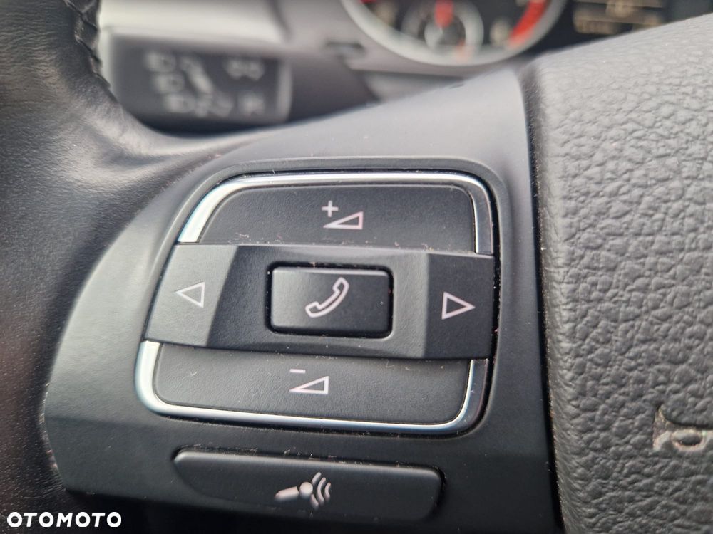 Volkswagen Passat Variant 1.8 TSI Comfortline - 18