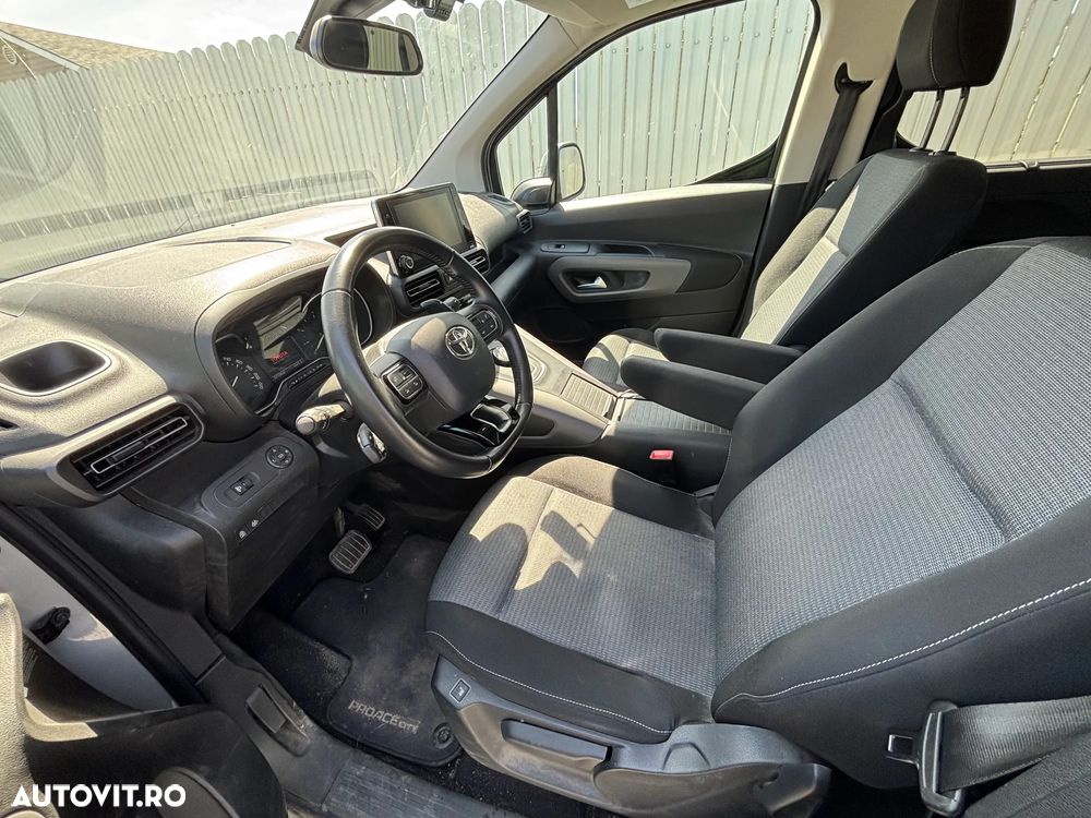 Toyota Proace 1.2 130CP 8AT 6+1 L2H1 Family+ - 8